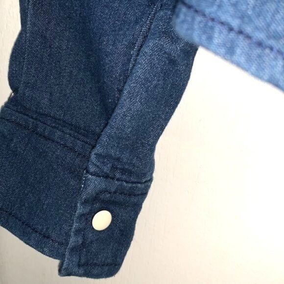 Denim Blue Womens Button Down Jean Shirt Fitted Western Style - Picture 7 of 13